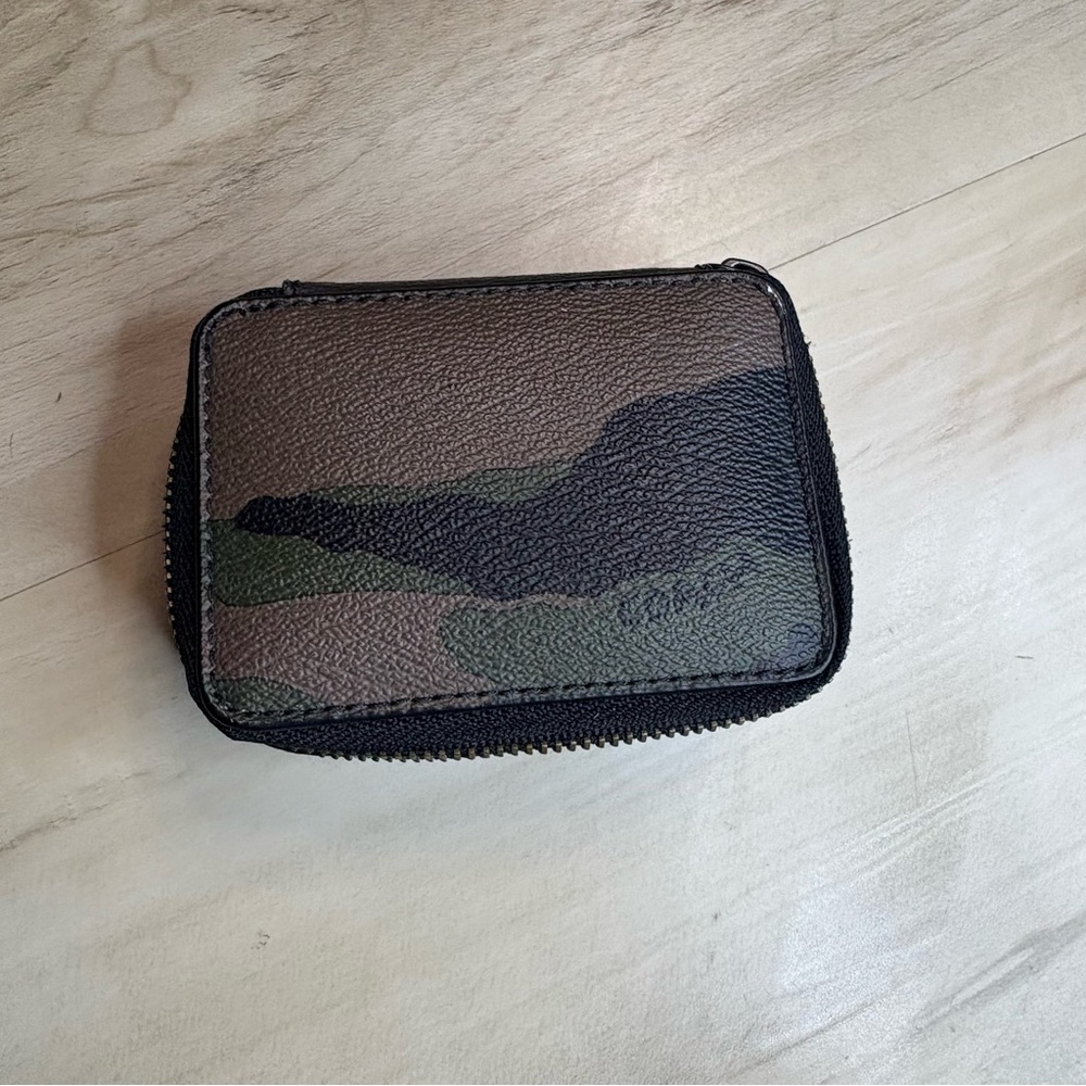 Coach Men's Green and Black Camouflage Triple Bottle Pill Box RARE - Picture 6 of 7